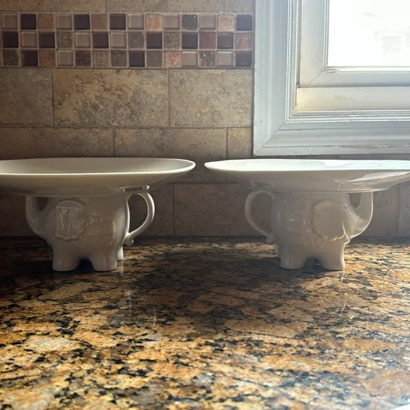 Elephant pedestal plates - Picture 6 of 6